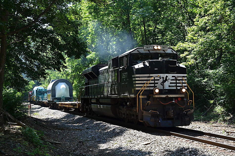 Norfolk Southern  SD70M-2 #2677 leads NS Train 054