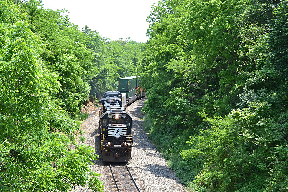 Norfolk Southern SD70 #2524 leads NS 290 over Linden Hill on the B-line - June 2, 2016