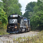 NS SD40-2 #3381 leads train 981 westbound at Linden, Virginia