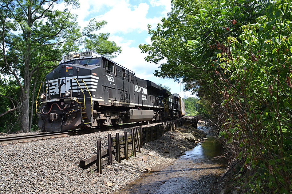 NS 290 Westbound at Linden, Virginia on 8/18/2016