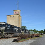 SD60E #7023 leads NS 35Q eastbound at Marshall, Va on 9/2/201