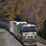 NS train 35Q led by ES-44DC #7525 near Front Royal, Virginia on 11/6/2016