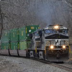 NS 290 climbing Linden Hill led by D9-44CWs #9894 on 2/27/2017