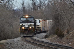 NS D9-44CW #9079 leads train 35Q east in Front Royal, Va on 2/18/2017