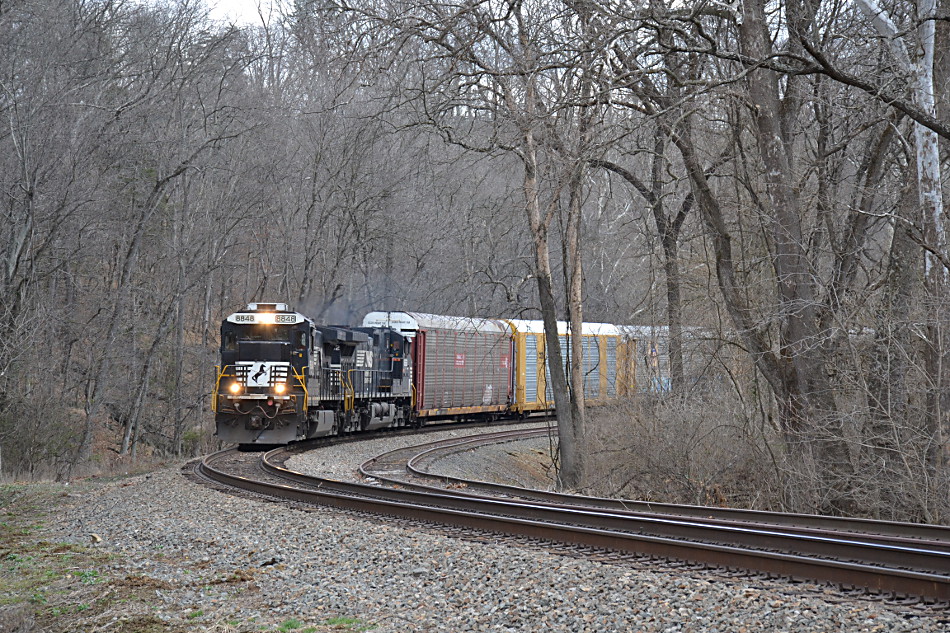 NS D9-40C #8848 leads train 290 west near Delaplane, Va on 3/3/2017