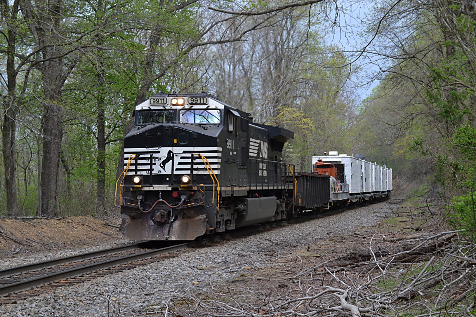 NS train 937 led by D9-44CW #9911 climbs Linden Hill on 4/16/2017.