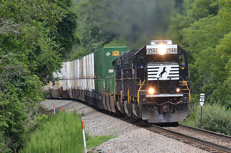 NS SD70 #2544 leads train 211 east through Linden, Va on 7/25/2017.