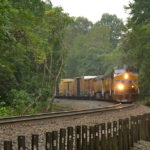 Union Pacific AC44CW #6425 leads NS train 35Q east through Linden, VA on 9/8/2018.