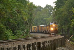 Union Pacific AC44CW #6425 leads NS train 35Q east through Linden, VA on 9/8/2018.