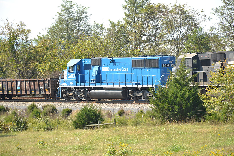 GMTX SD60 #9014 trails on NS train 12R on 10/06/2018.