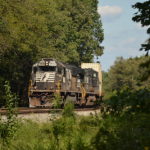 NS SD70 #2539 leads NS train 228 as it makes its pickup at the Virginia Inland Port on 9/29/2018.