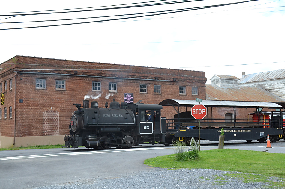 Jeddo Coal #85 pulling the train up for the 3:00 excursion.